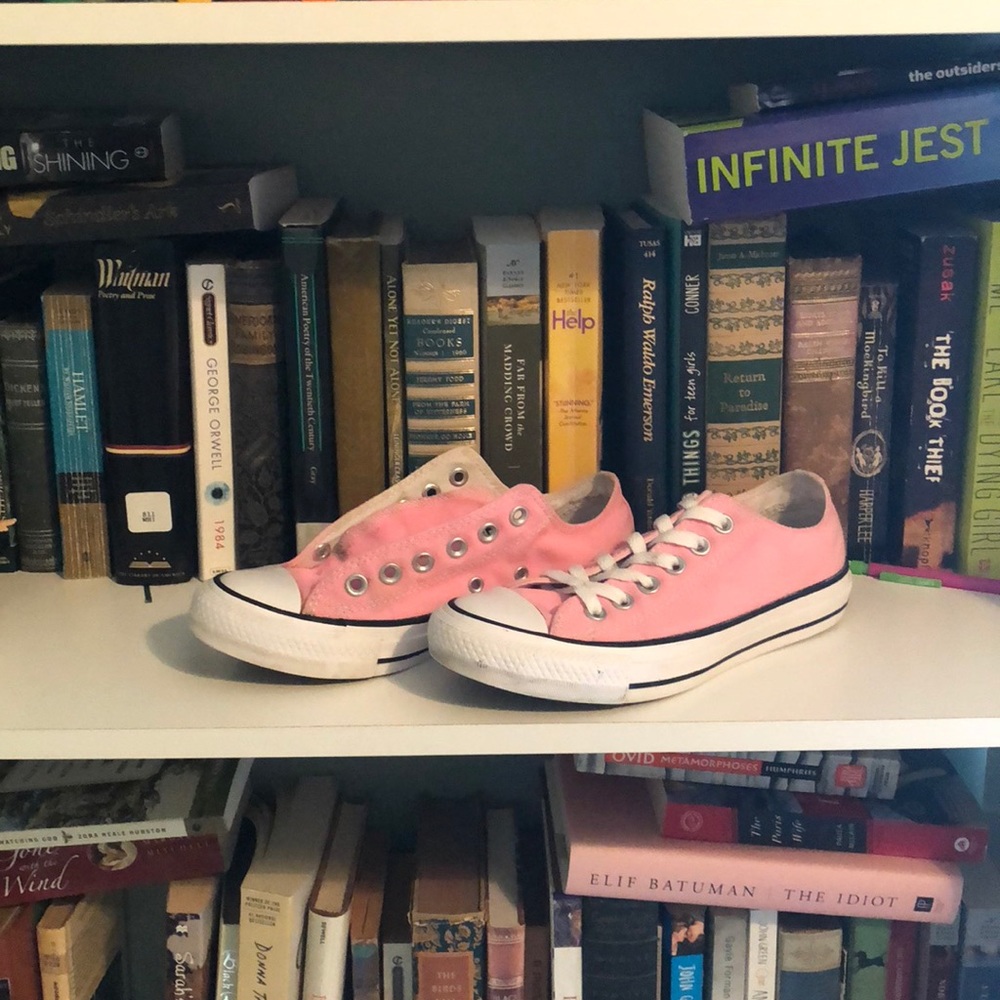 Pink converse